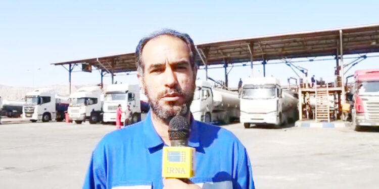 هرمزگان گرمابخش یخبندان ایران؛ ارسال مواد نفتی از بندرعباس به سراسر کشور شبانه‌ روزی شد