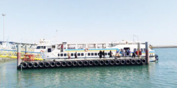 گلایه های مردمی از افزایش نرخ شناور های قشم و هرمز