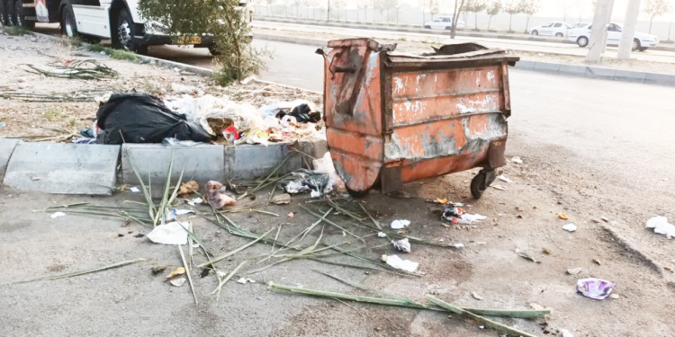 بندرعباس، خسته از دست زباله های رها شده