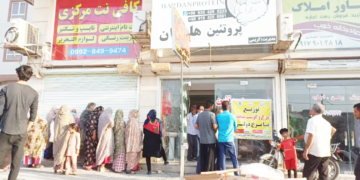 مدیر توسعه و بازرگانی سازمان جهادکشاورزی استان در گفت و گو با ندای هرمزگان مطرح کرد؛  عرضه گسترده مرغ و گوشت قرمز منجمد با نرخ دولتی، سد گرانی ها را می شکند