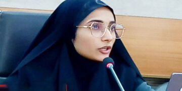 دبیر مجمع جوانان هرمزگان:  مدیران دستگاه های اجرایی حمایت های زبانی شان از جوانان را در مقام عمل اثبات کنند