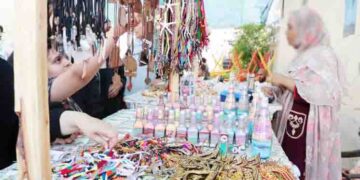 کارشناس صنایع دستی در گفت و گو با ندای هرمزگان؛ هرمزگان استانی توریستی با تنوع فرهنگی است