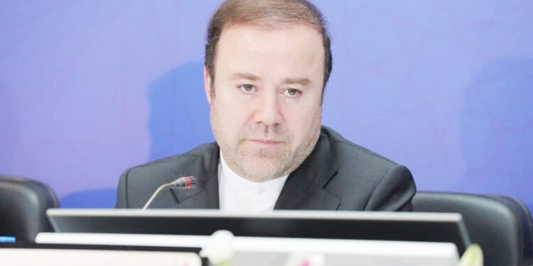 مدیرعامل شرکت فولاد هرمزگان مطرح کرد؛  افزایش پویایی فولاد هرمزگان با اجرای  طرح های توسعه ای  مدیرعامل شرکت فولاد مبارکه  :فولاد هرمزگان مرکز ثقل طرح های توسعه ای ما خواهد بود