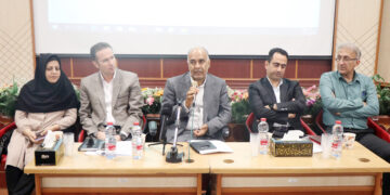 مدیرعامل آب و فاضلاب هرمزگان در نشست خبری مطرح کرد:  پیش بینی افزایش 35 هزار متر مکعبی تولید آب شیرین کن ها در هرمزگان