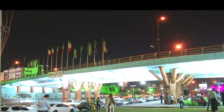 رونمایی از زیباسازی پل ولی‌عصر در بندرعباس