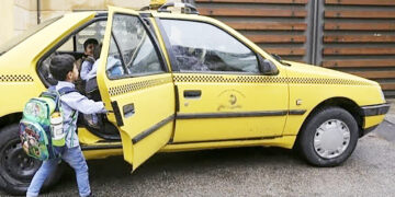 آغاز سال تحصیلی و بلاتکلیفی نرخ مصوب سرویس مدارس در بندرعباس اعضای شورای شهر: به مصوبه شورا بی توجهی شده است