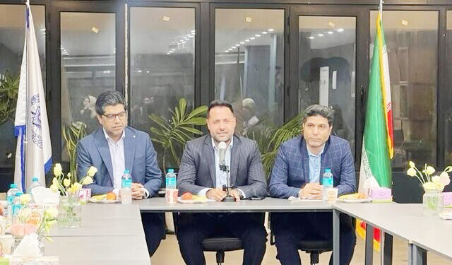 رئیس کانون وکلای دادگستری هرمزگان: الزام استفاده از وکیل در پروندهها، میزان حقالوکالهها را کاهش میدهد