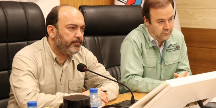 استاندار در جلسه مشترک با مدیرعامل فولاد هرمزگان تصریح کرد:  مدل حکمرانی فولاد هرمزگان در ایجاد توازن کم نظیر است