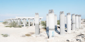 مدیرعامل سازمان منطقه آزاد قشم مطرح کرد: احداث پل خلیج فارس چشم انتظار حمایت های دولت