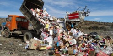 در طرح سلامت نوروزی؛ بیش از ۲۳ تن موادغذایی غیرقابل مصرف در هرمزگان معدوم شد