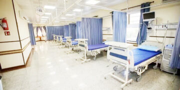 آبان ماه؛ زمان عملیاتی شدن بیمارستان های بندرعباس  و میناب تعیین شد