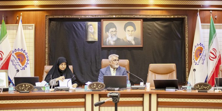 دوئل شهردار و شورای شهر ؛ پایانی بر مجادله ها و انتقادات