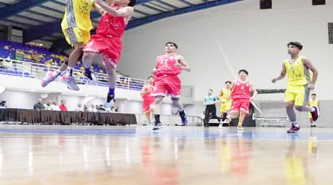 صدر نشینی اروند بندعباس در دور رفت