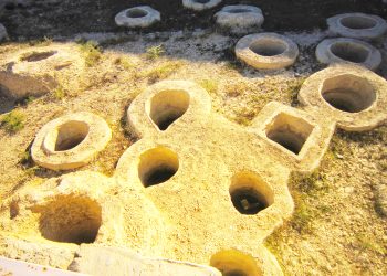 ۲۶ اثر تاریخی قشم برای ثبت ملی ارزش یابی شد