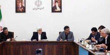 اولتیماتوم معاون اول به محتکران و گران فروشان  هر جا گرانی باشد با قدرت برخورد می کنیم