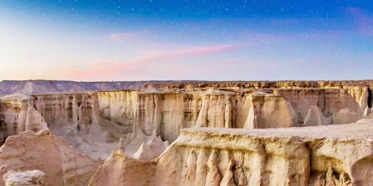 ژئوسایت «دره ستاره‌ها» مقصد اول گردشگران نوروزی