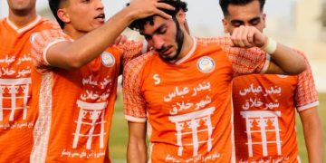 تیم فوتبال شهرداری بندرعباس در آستانه انحلال