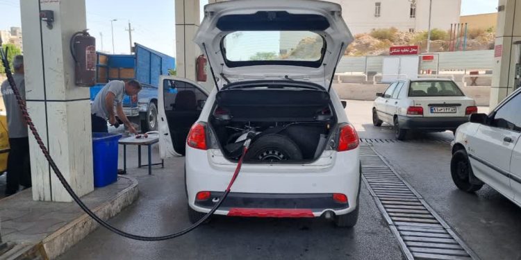 رئیس هیات‌مدیره انجمن صنفی CNG عرضه رایگان سوخت سی.ان.جی در ۵۰۰ جایگاه در کشور