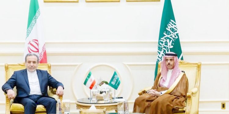 جنگ «12 روزه » تاریخی شد همبستگی بیسابقهی کشورهای عربی با مردم ایران