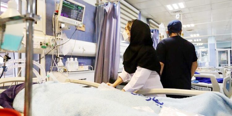 ۱۱ مورد مسمومیت غذایی در بندرعباس؛  یک نفر فوت شد