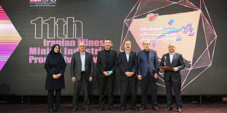 کسب تندیس برنزین بهره وری؛ نشان از عزم جدی، برنامه ریزی منسجم و نوآوری در مدیریت منطقه ویژه اقتصادی خلیج فارس