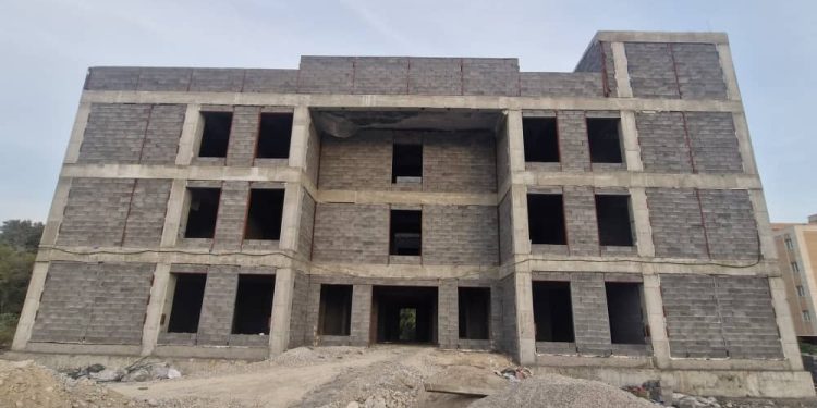 به همت اتاق بازرگانی هرمزگان؛ نخستین همراه‌سرای استاندارد بیمارستان شهید محمدی بندرعباس خردادماه به بهره برداری می رسد