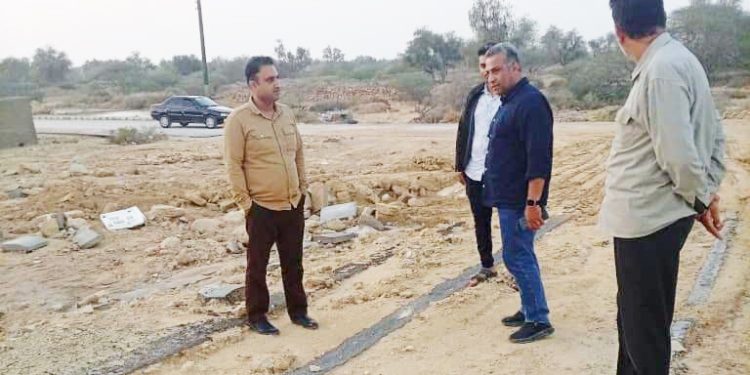 پیگیری رسانه‌ای و مطالبه مردمی به تسطیح فوری معابر روستای «گوری» در قشم انجامید